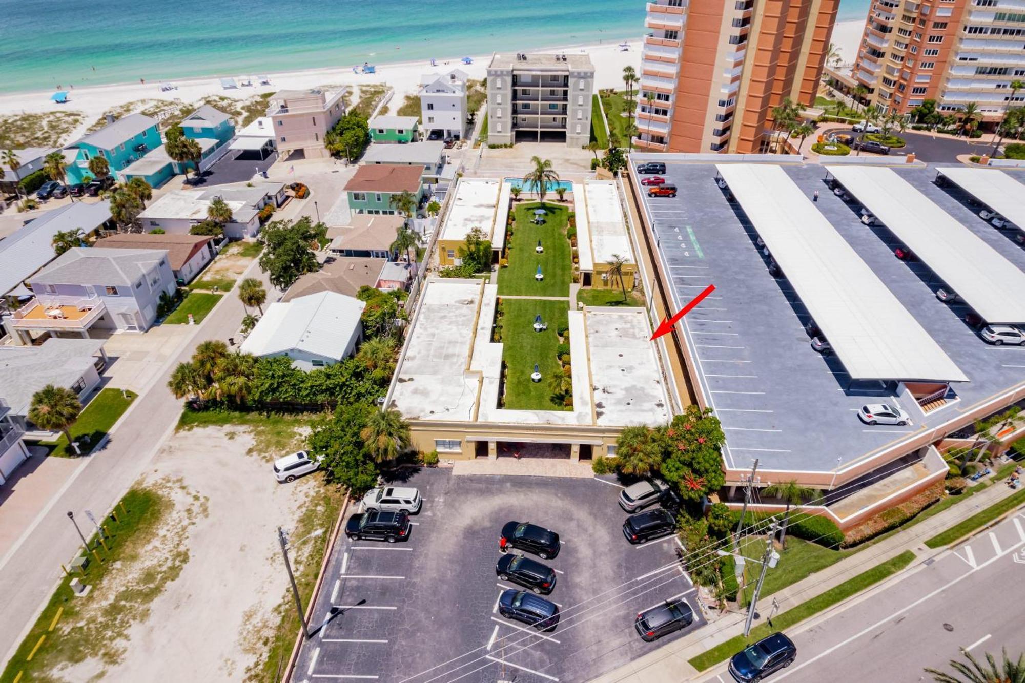 Beachside Retreat W Heated Pool 圣徒皮特海滩 外观 照片