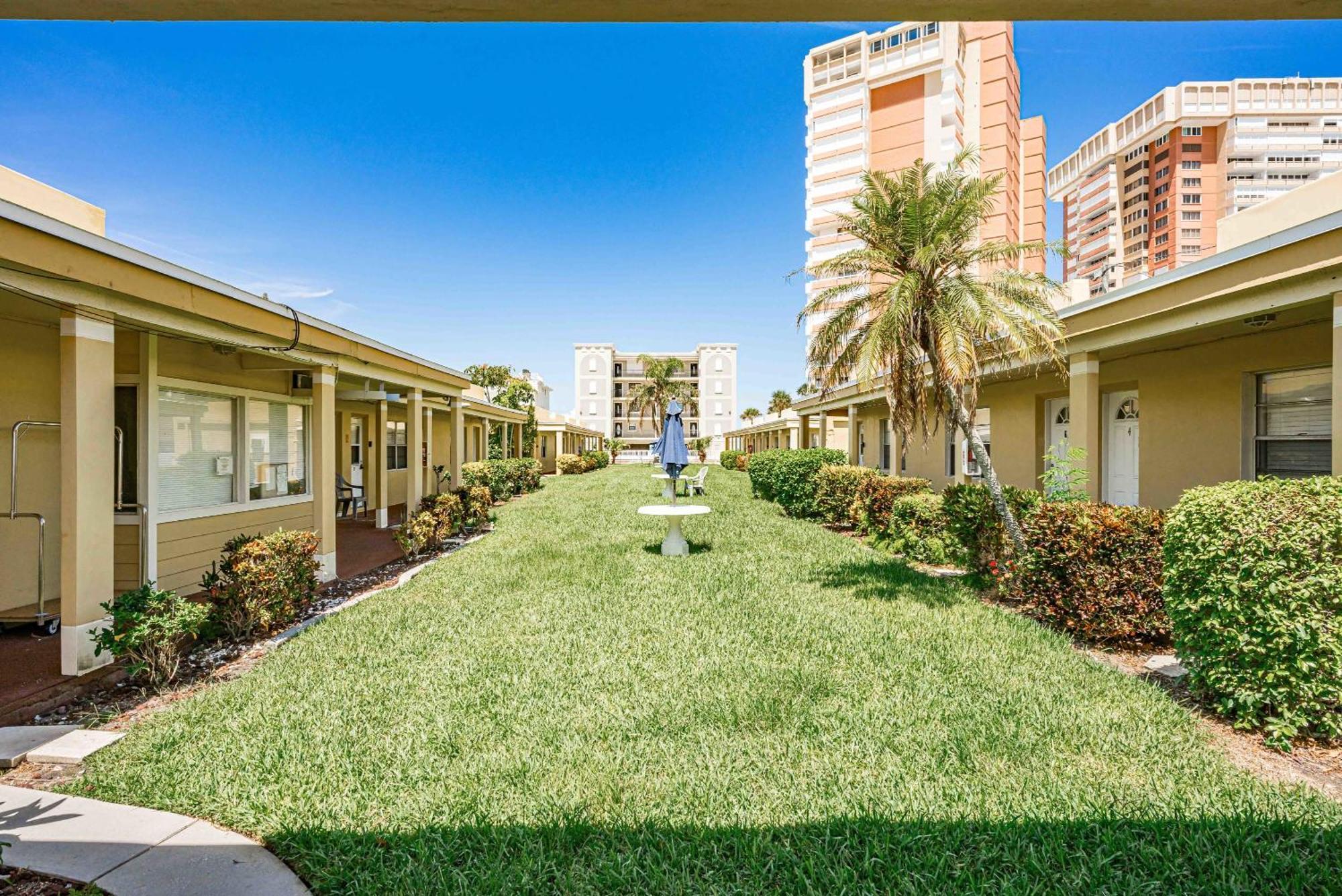 Beachside Retreat W Heated Pool 圣徒皮特海滩 外观 照片